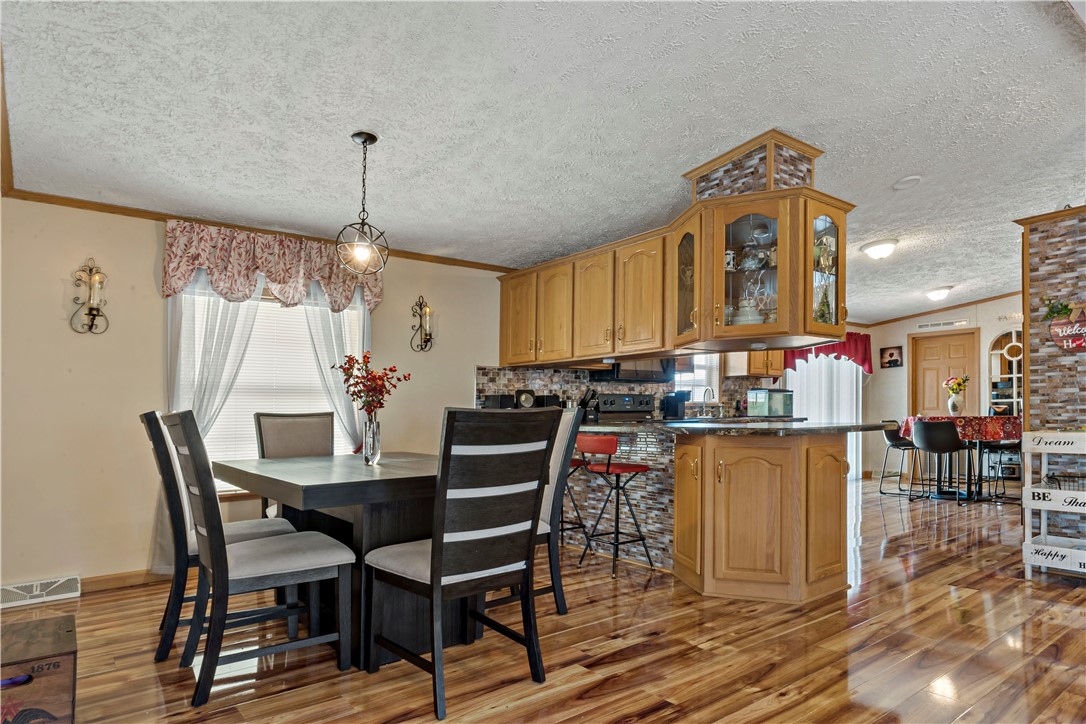 47 Red Tail Trail Tiverton, RI 02878 - Photo 15 of 34