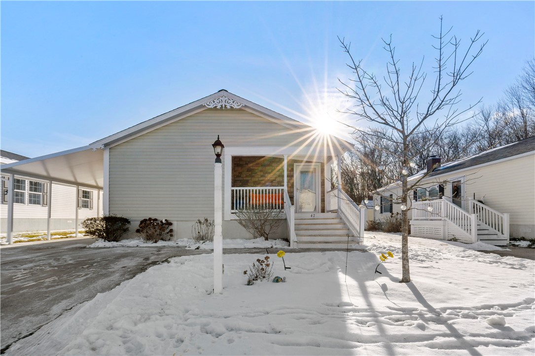 47 Red Tail Trail Tiverton, RI 02878 - Photo 2 of 34