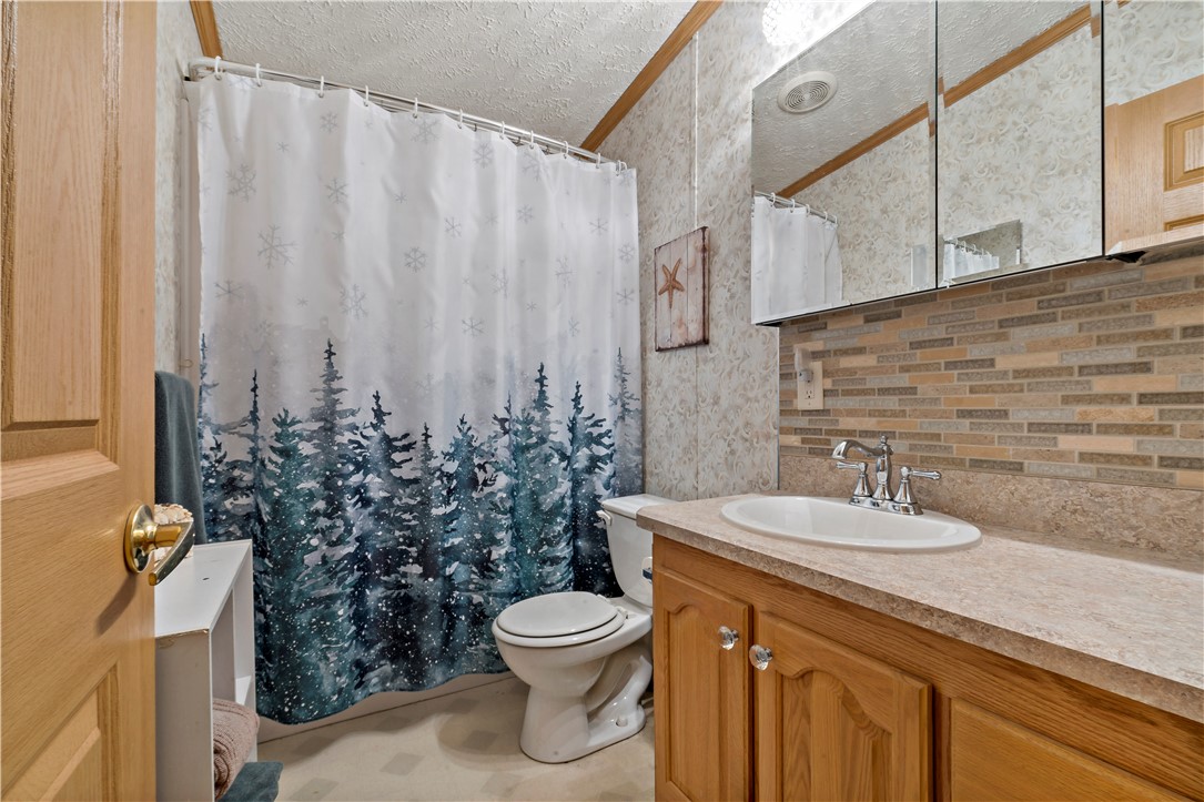 47 Red Tail Trail Tiverton, RI 02878 - Photo 28 of 34