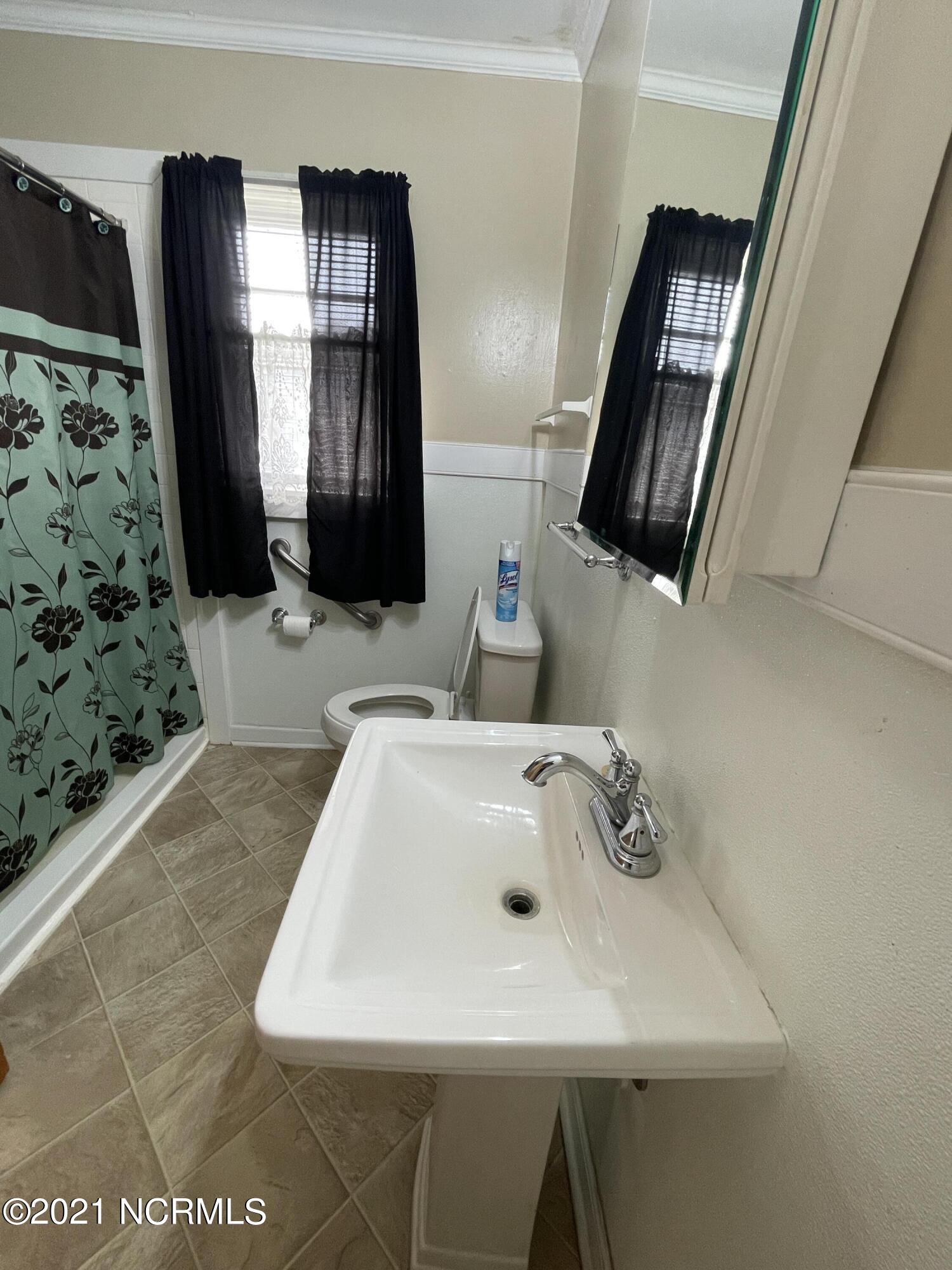 1082 Feggins Road Robersonville, NC 27871 - Photo 8 of 12 2CC70E5E-22F0-43C5-9727-03DA6B33621A
