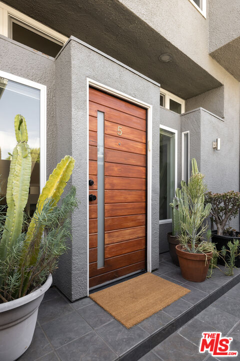 2408 34th Street, Unit 5 Santa Monica, CA 90405 - Photo 2 of 31