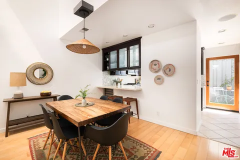 $1,599,000 | 2408 34th Street, Unit 5, Santa Monica, CA 90405