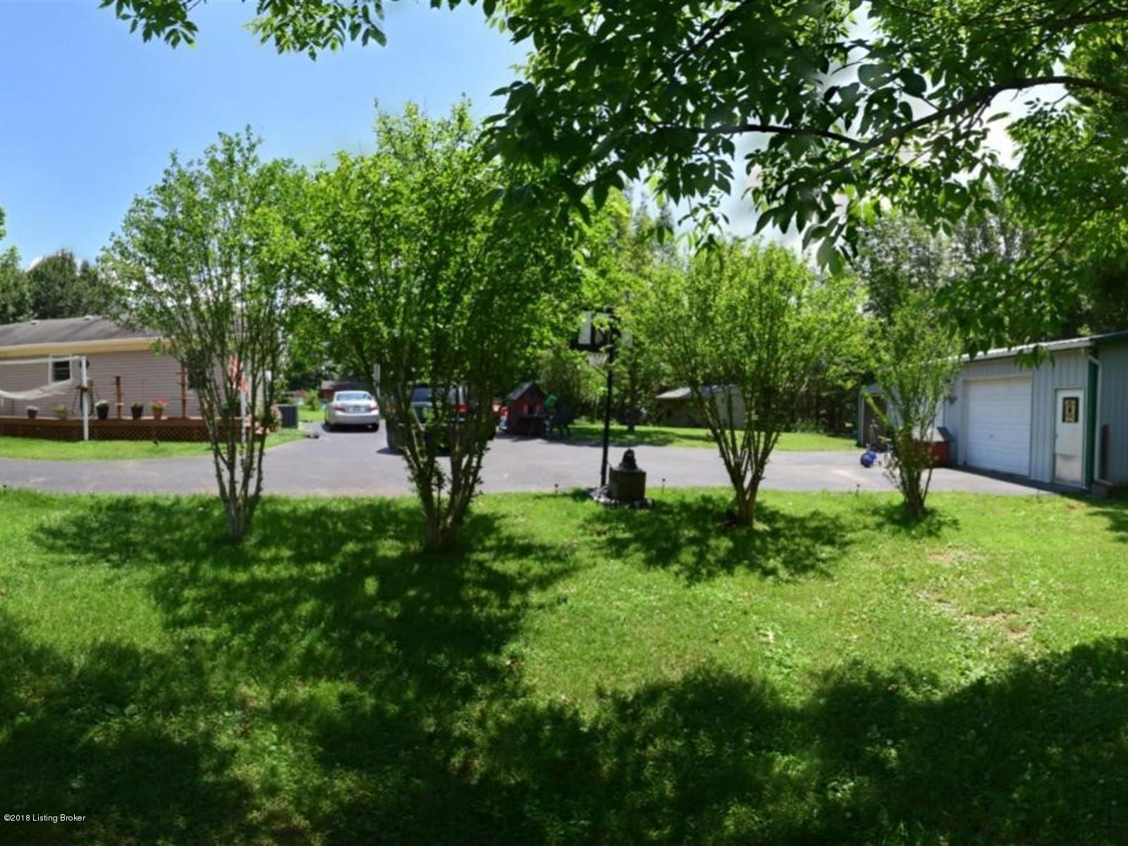 7777 Covington Ridge Cutoff Westport, KY 40077 - Photo 22 of 22 020_Side and Front View