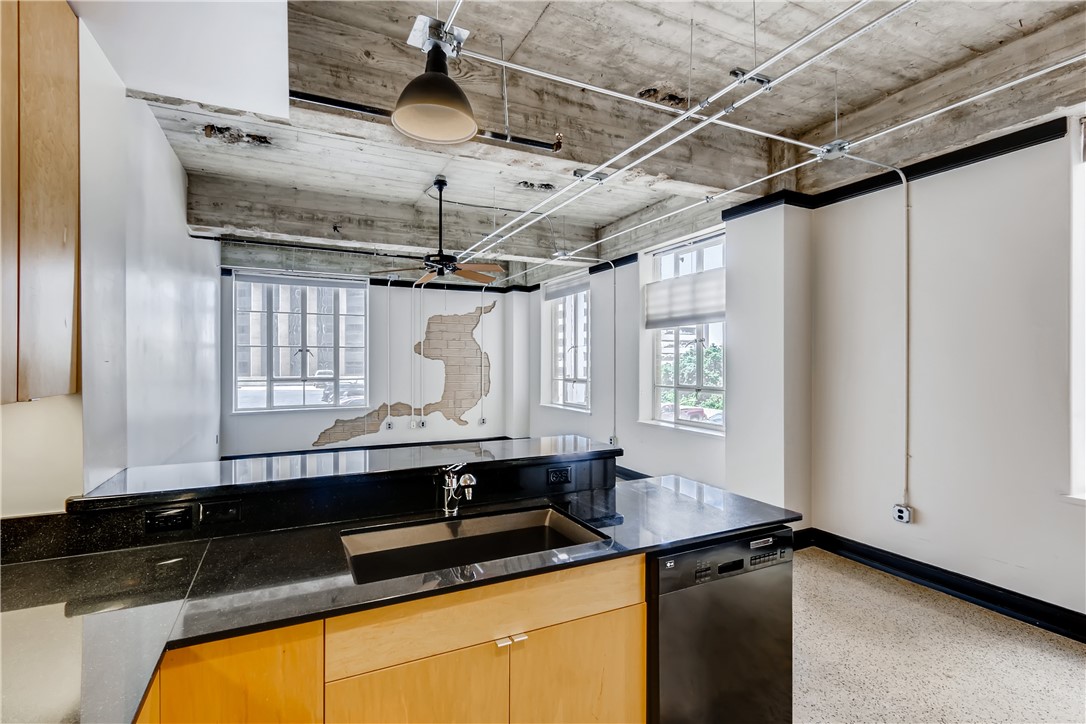 710 Colorado Street, Unit 4J Austin, TX 78701 - Photo 35 of 37 Fabulous open floorplan