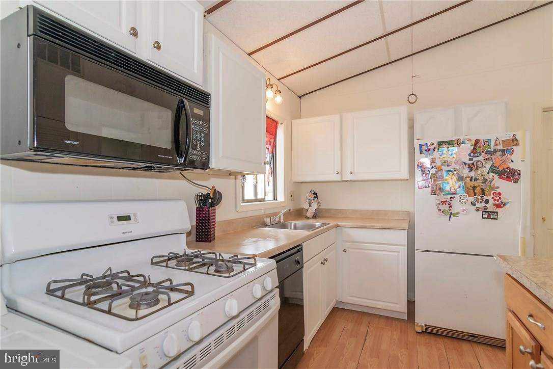 1024 Mill Creek Road Manahawkin, NJ 08050 - Photo 19 of 34 Gallery Image 19