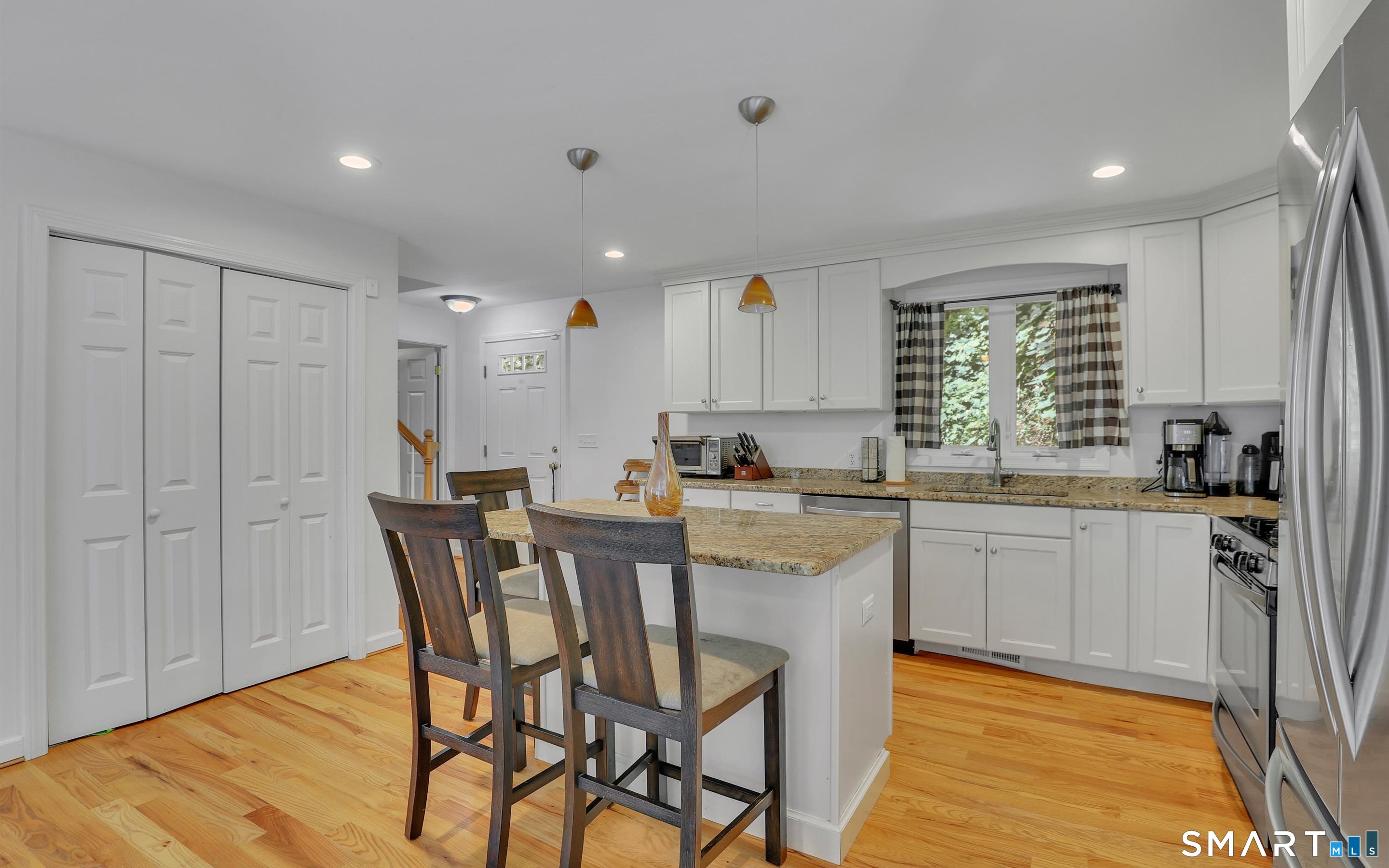 25 Gale Road Bloomfield, CT 06002 - Photo 13 of 36 Gallery Image 13