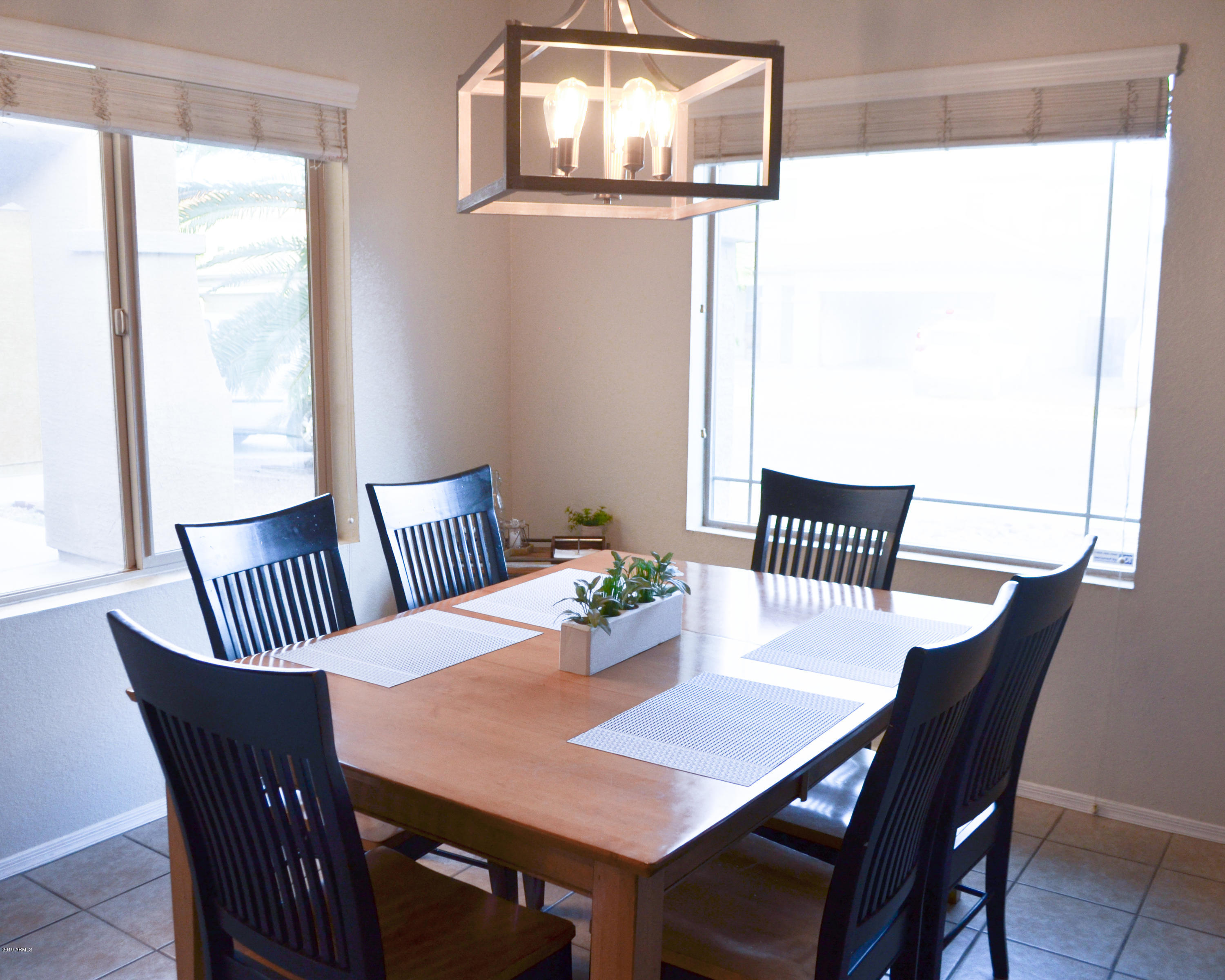 9438 West Berkeley Road Phoenix, AZ 85037 - Photo 13 of 29 Dining