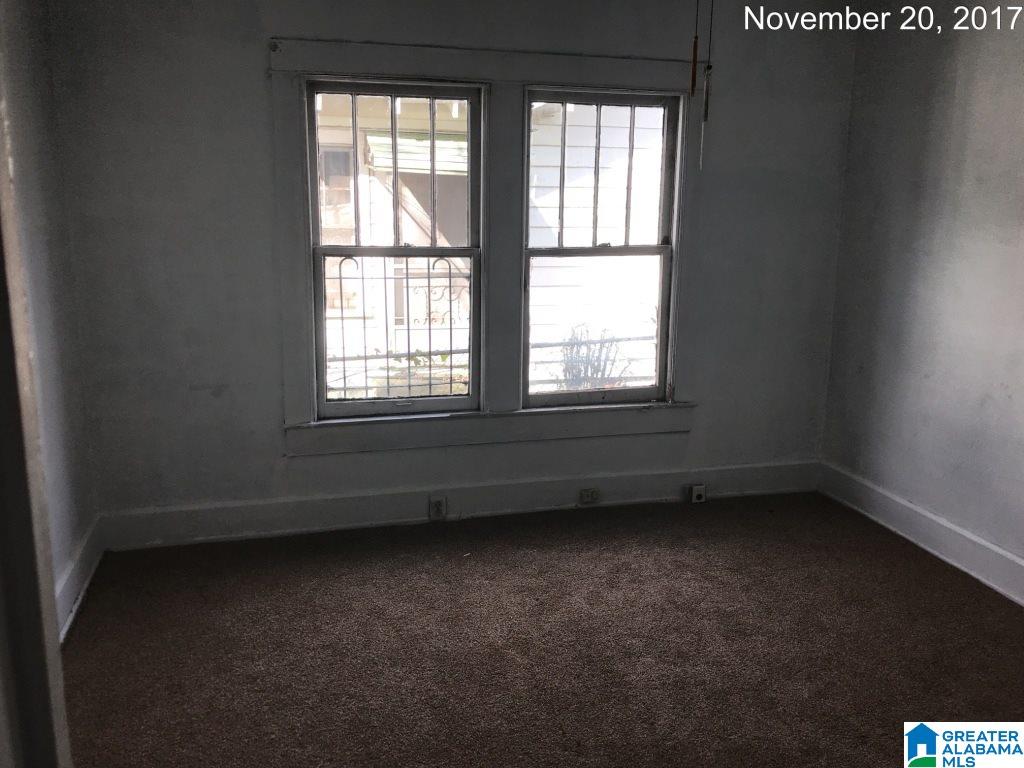 916 17th Way Southwest Birmingham, AL 35211 - Photo 11 of 15