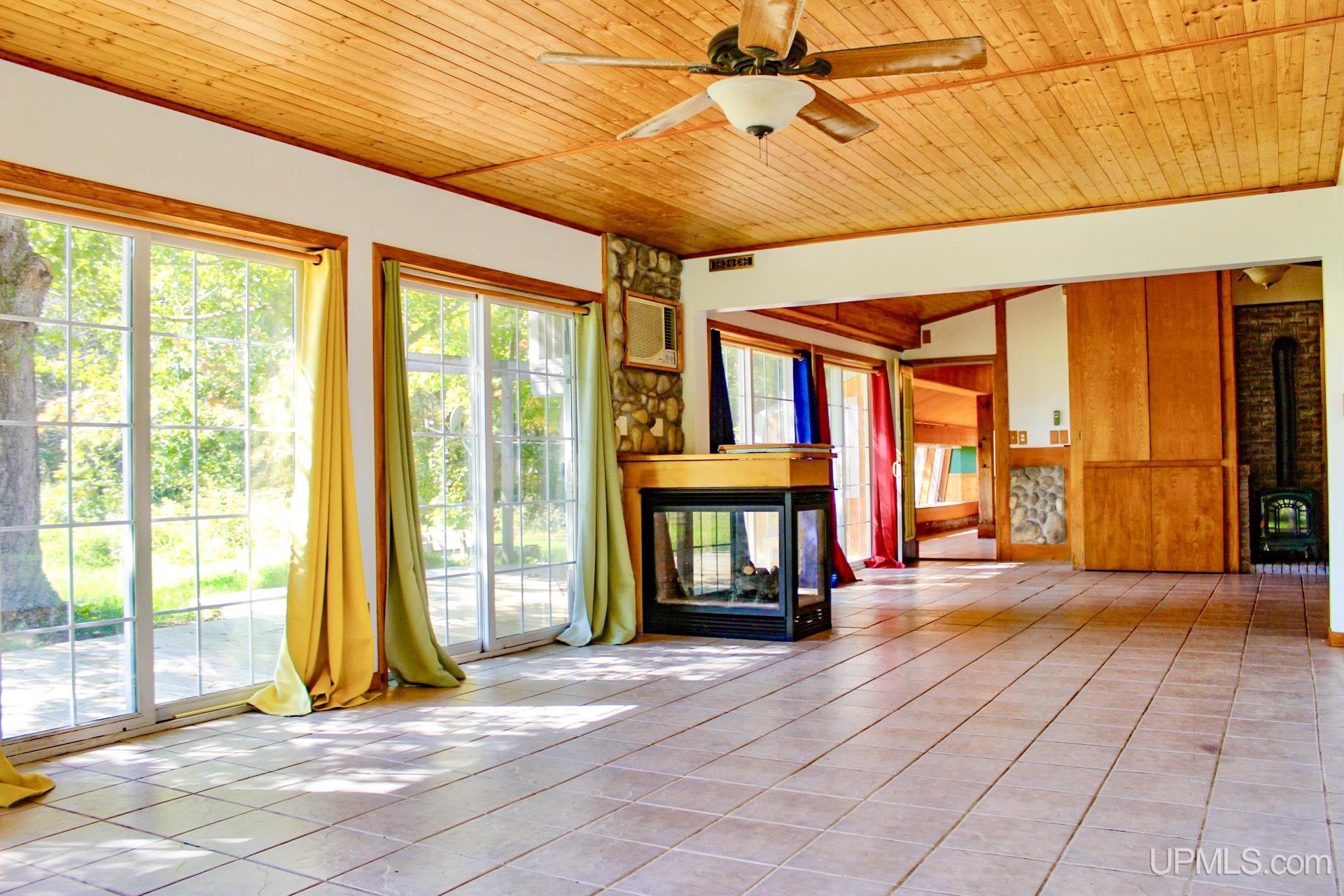 42936 Superior Road Houghton, MI 49931 - Photo 28 of 43
