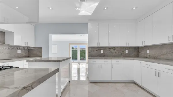 $4,500 | 2900 Southwest 92nd Avenue, Unit 2900, Miami, FL 33165