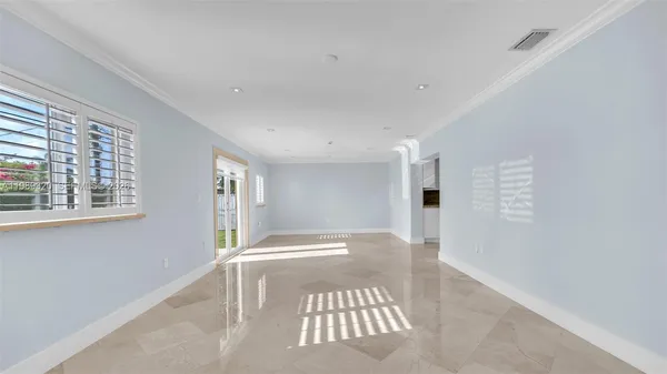 $4,500 | 2900 Southwest 92nd Avenue, Unit 2900, Miami, FL 33165