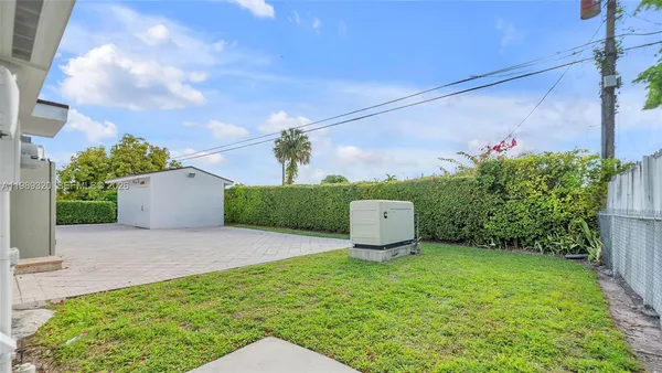 $4,500 | 2900 Southwest 92nd Avenue, Unit 2900, Miami, FL 33165