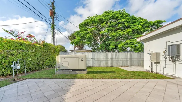 $4,500 | 2900 Southwest 92nd Avenue, Unit 2900, Miami, FL 33165