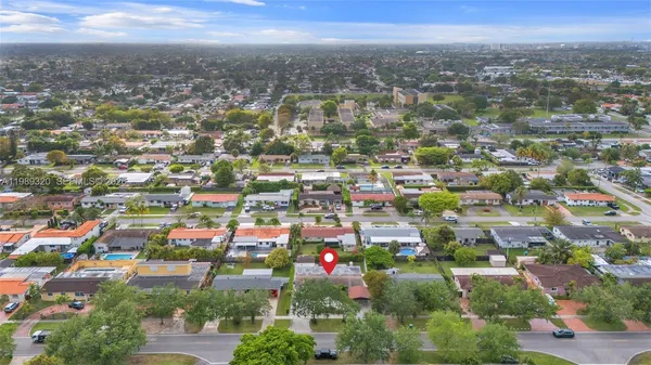 $4,500 | 2900 Southwest 92nd Avenue, Unit 2900, Miami, FL 33165