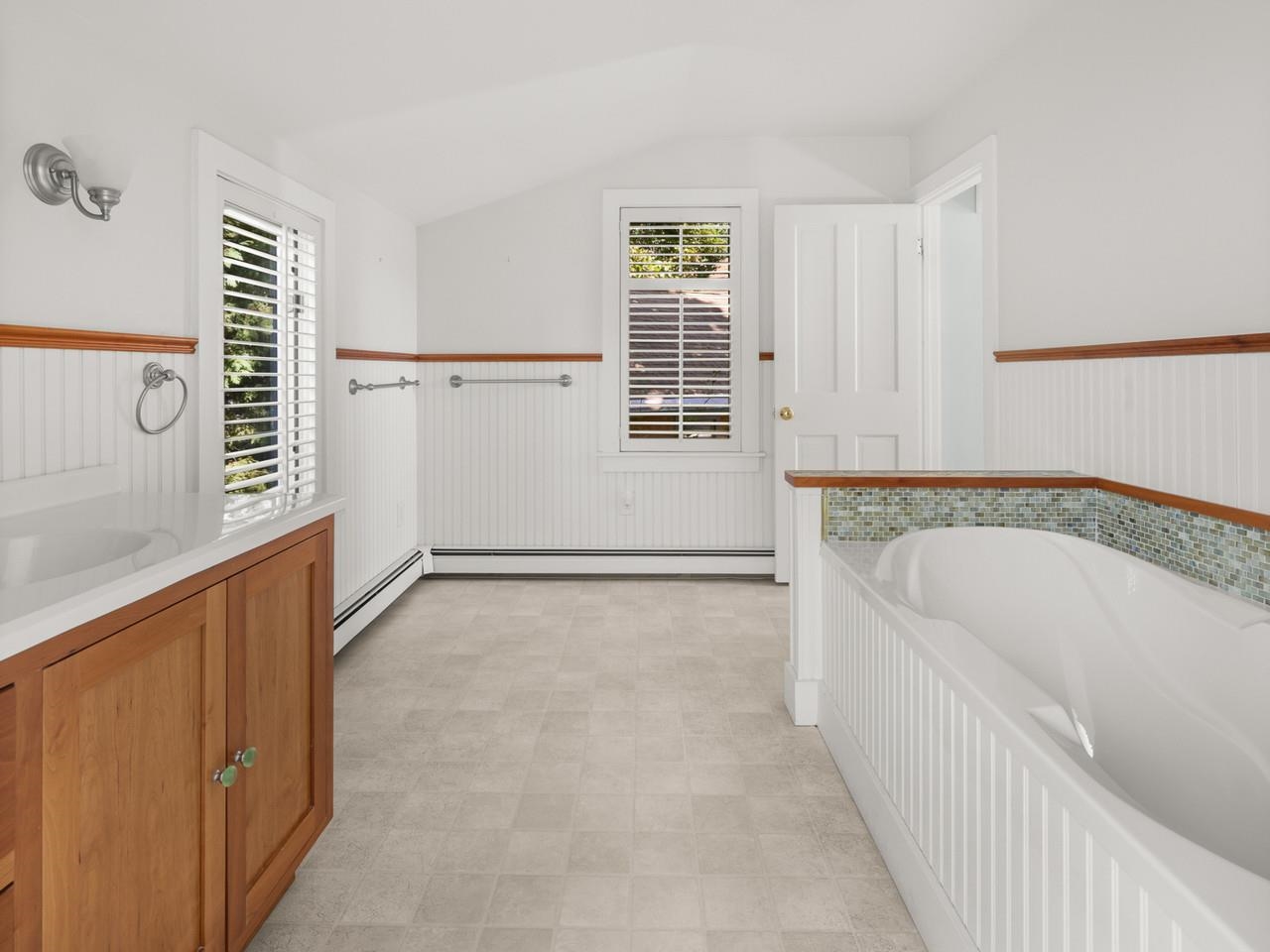 106 Ledge Road Burlington, VT 05401 - Photo 32 of 54 Gallery Image 32