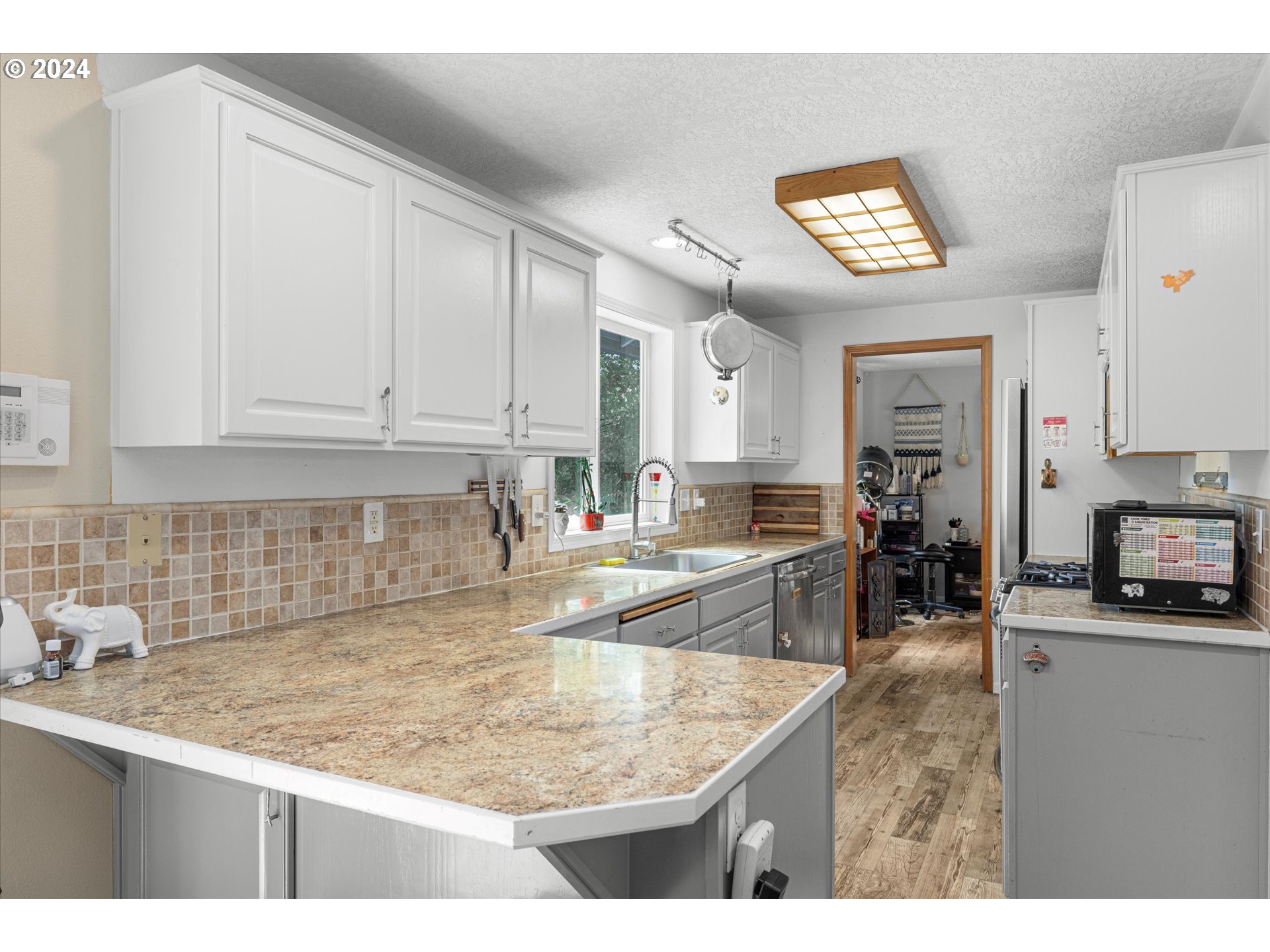 38338 Miller Street Sandy, OR 97055 - Photo 13 of 38 Gallery Image 13