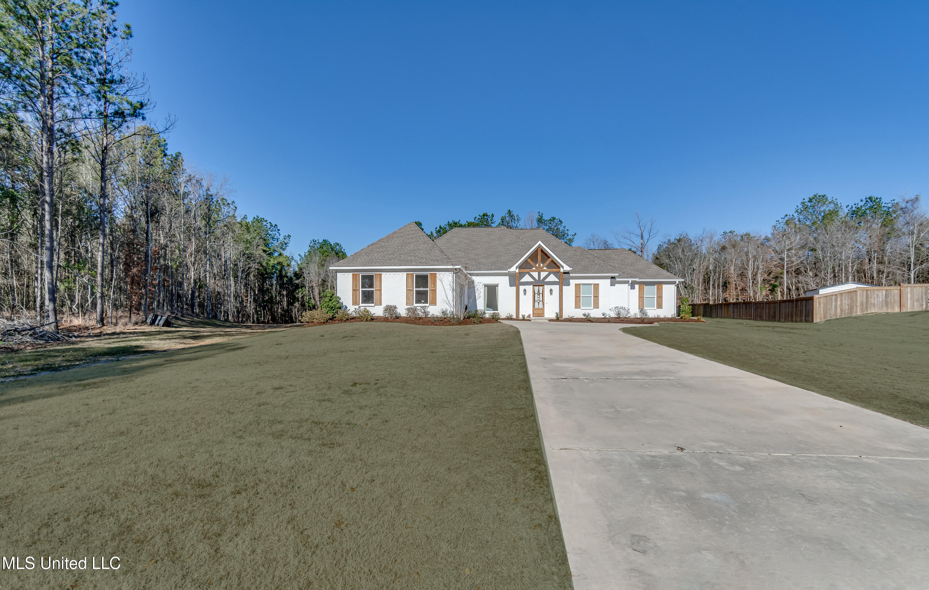 1656 Old Lake Road Brandon, MS 39042 - Photo 5 of 45 1656 Old Lake Rd Ext-6