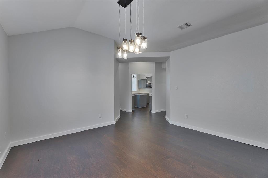 605 Clearbrook Street Azle, TX 76020 - Photo 5 of 33