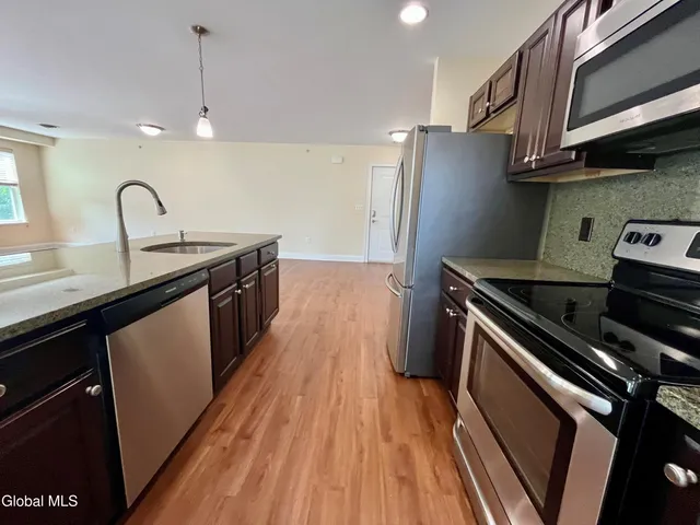 $2,222 | 74 Weibel Avenue, Unit 13SR201, Saratoga Springs, NY 12866