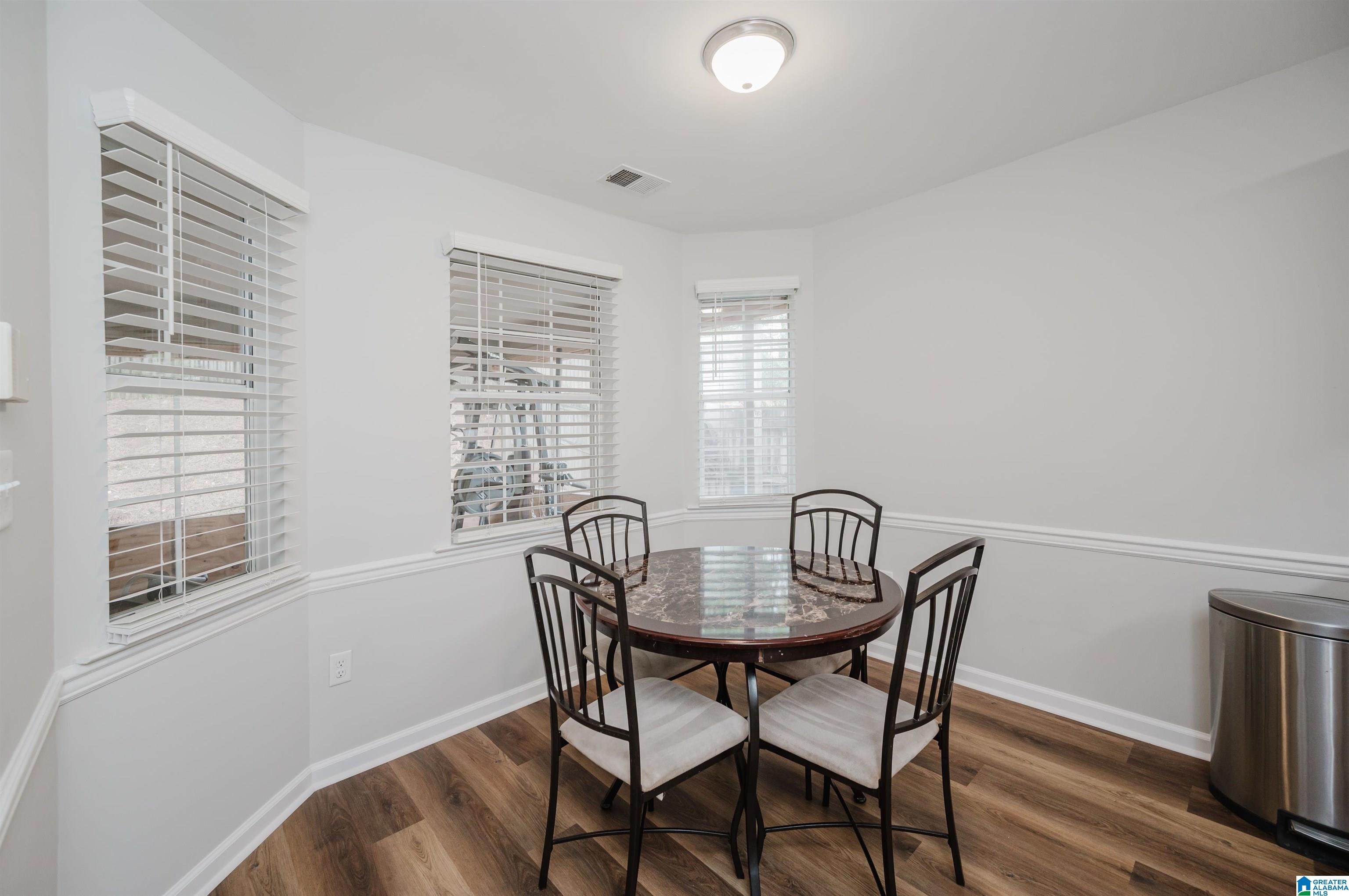 126 Cambridge Pointe Circle Alabaster, AL 35007 - Photo 10 of 15