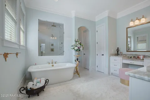 $750,000 | 121 Snapping Lane, Broussard, LA 70518