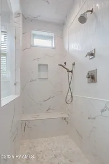 $750,000 | 121 Snapping Lane, Broussard, LA 70518