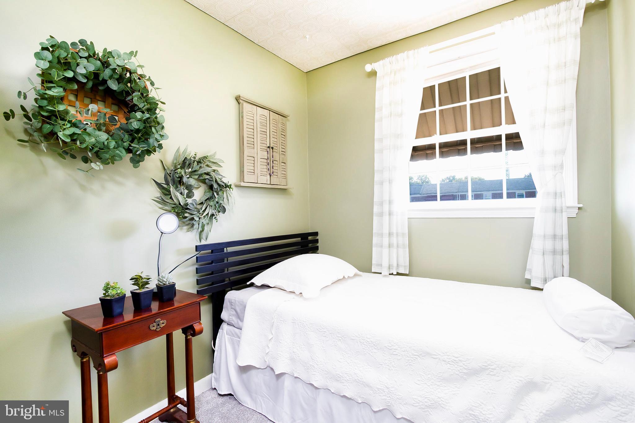 2721 Creston Road Dundalk, MD 21222 - Photo 9 of 17 Bedroom 3