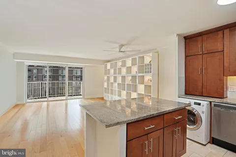 $389,900 | 510 N Street Southwest, Unit N422, Washington, DC 20024