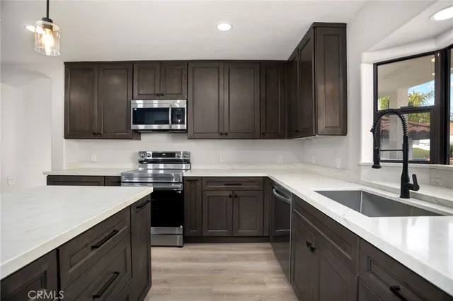 $4,000 | 29566 Big Range Road, Unit 1, Canyon Lake, CA 92587