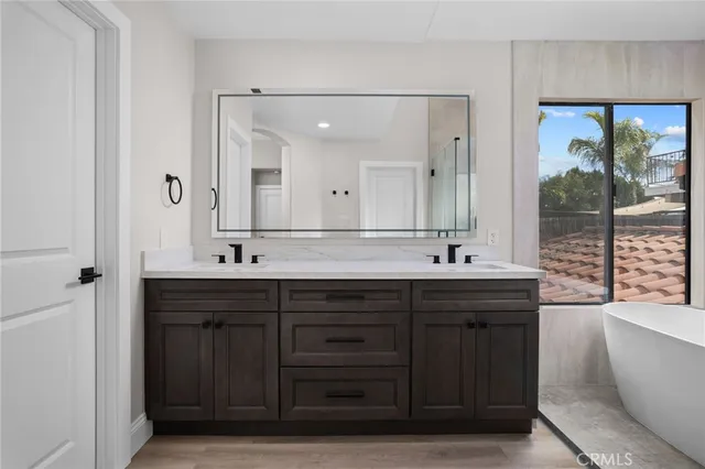 $4,000 | 29566 Big Range Road, Unit 1, Canyon Lake, CA 92587