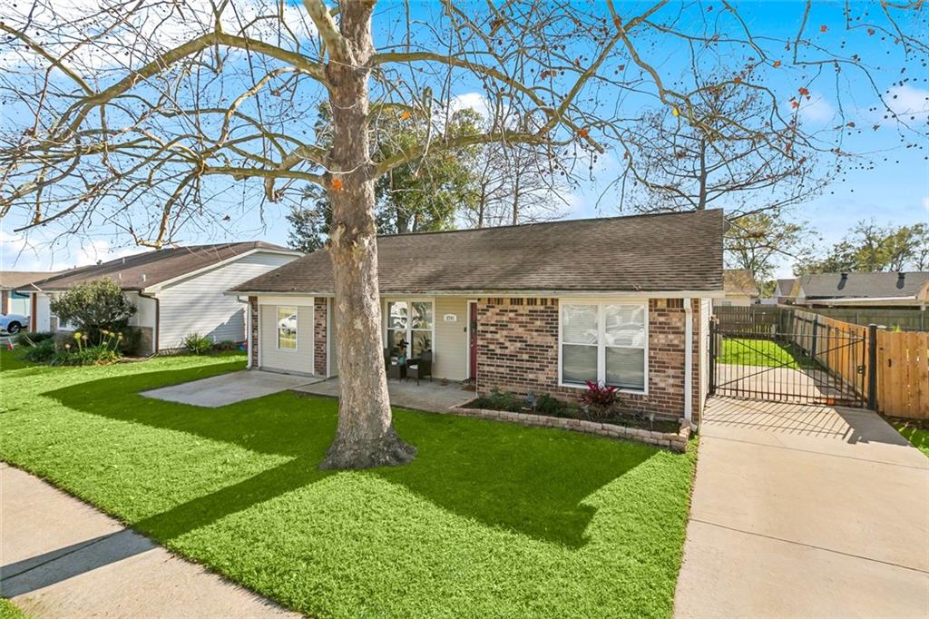 2741 Collette Drive Marrero, LA 70072 - Photo 2 of 12