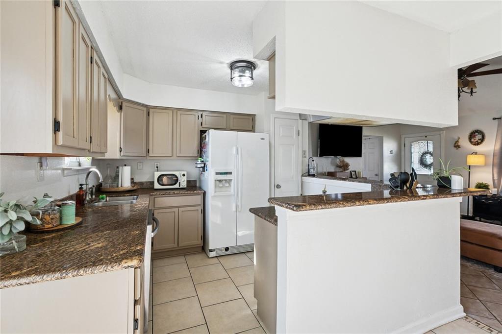 2741 Collette Drive Marrero, LA 70072 - Photo 6 of 12