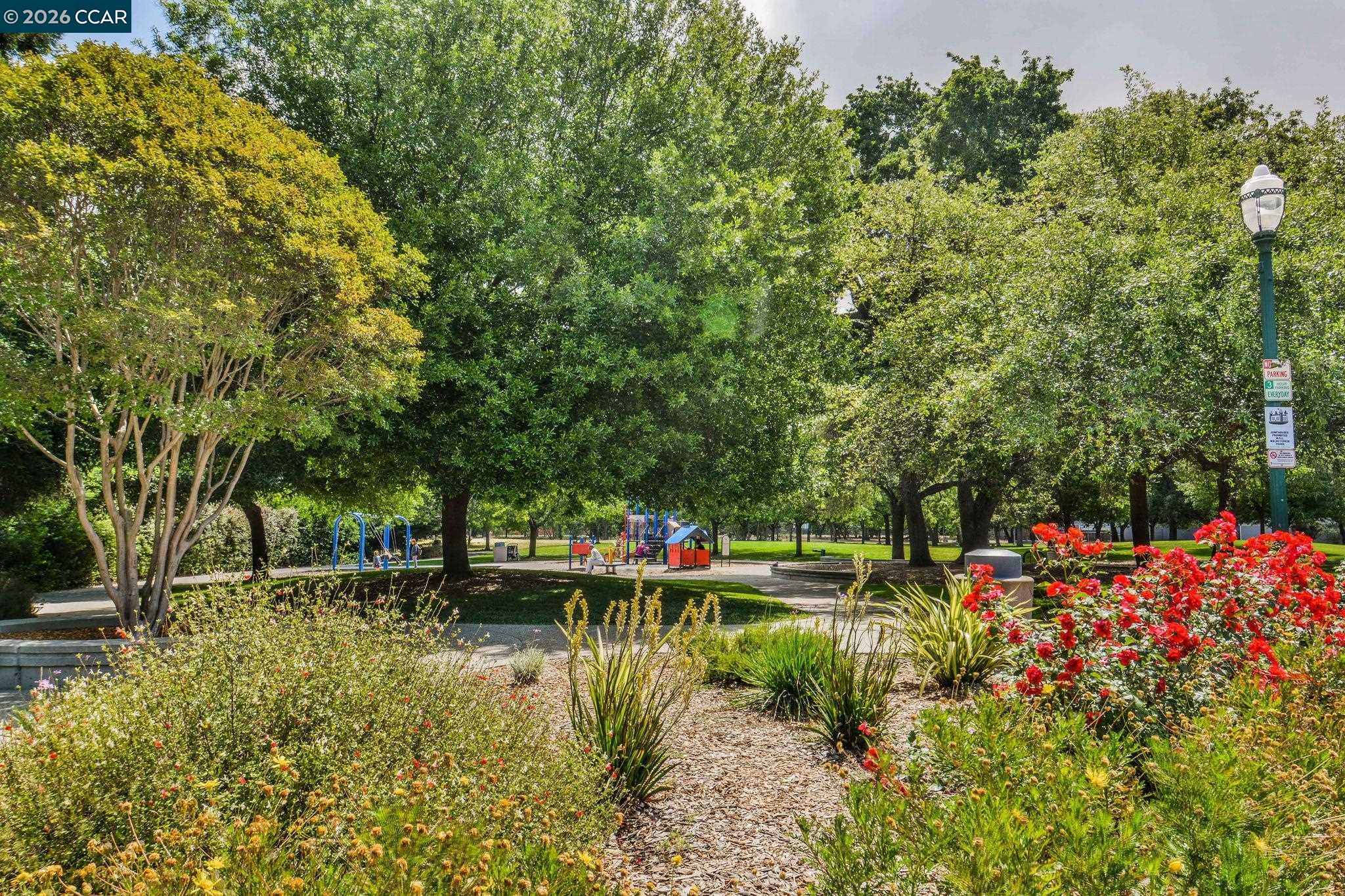 2586 Oak Road, Unit 130 Walnut Creek, CA 94597 - Photo 30 of 31 a garden view