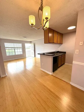 $1,400 | 308 Lake Parsons Green, Unit 206, Brandon, FL 33511