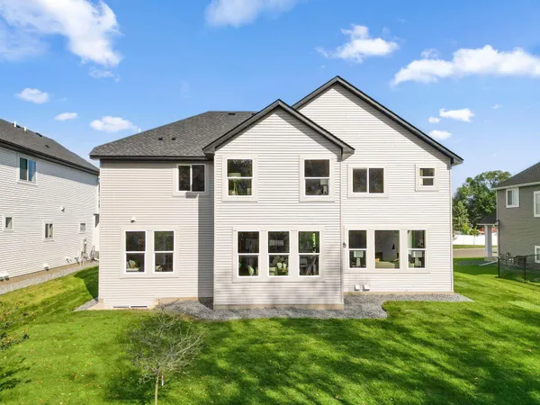 $945,500 | 15764 Aquila Avenue, Savage, MN 55372