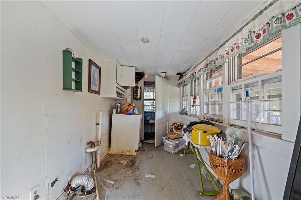 7530 Adler Road Summerfield, NC 27358 - Photo 21 of 31 Laundry Room