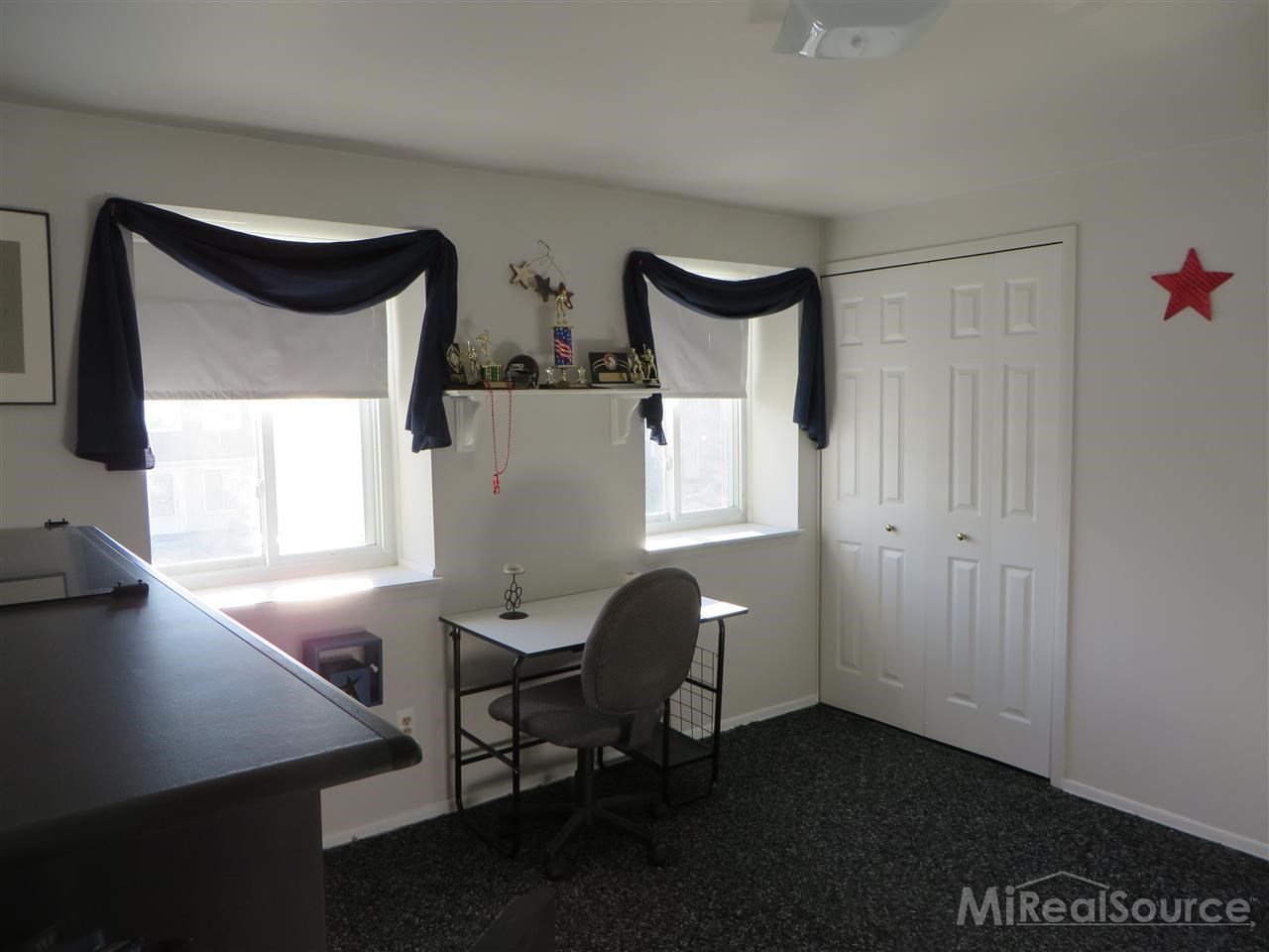 11507 Messmore Road Utica, MI 48317 - Photo 8 of 12 31230280-7.JPG