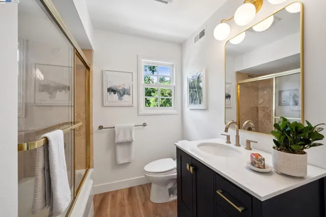 $2,695,000 | 11 Crane Court, Orinda, CA 94563