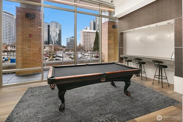 $888,000 | 10610 Northeast 9th Place, Unit 1206, Bellevue, WA 98004