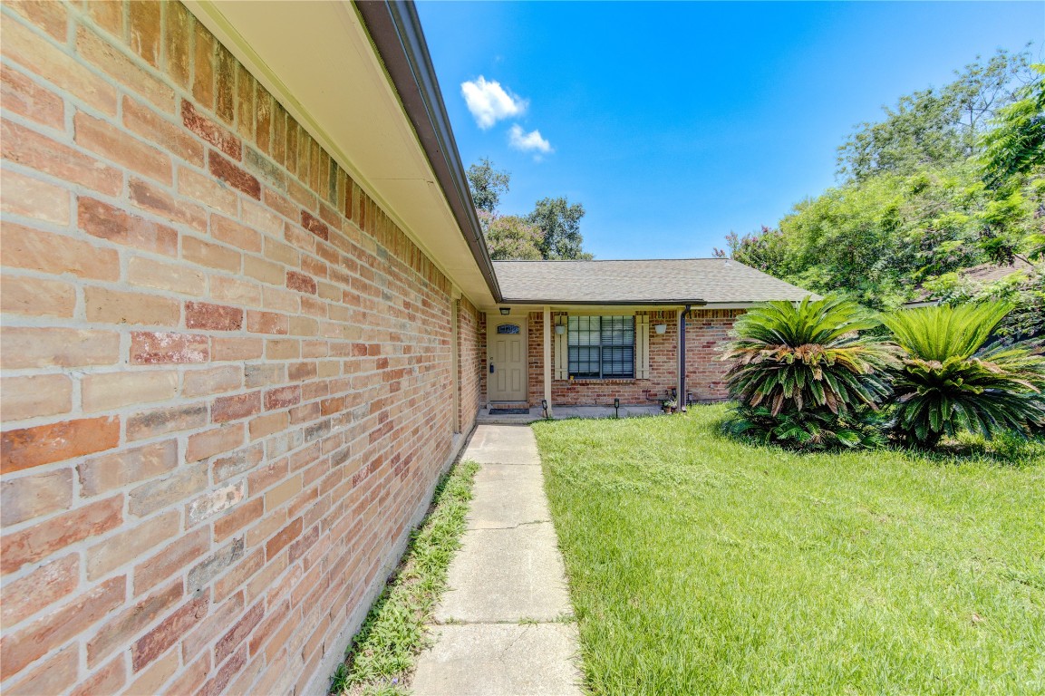 3115 Windmill Street Sugar Land, TX 77479 - Photo 2 of 28