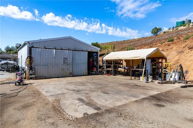 $6,300,000 | 35095 Metz Road, Soledad, CA 93960