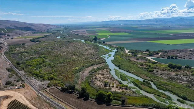 $6,300,000 | 35095 Metz Road, Soledad, CA 93960