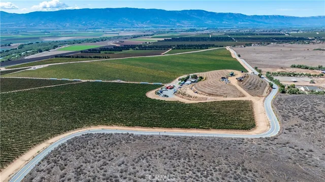 $6,300,000 | 35095 Metz Road, Soledad, CA 93960