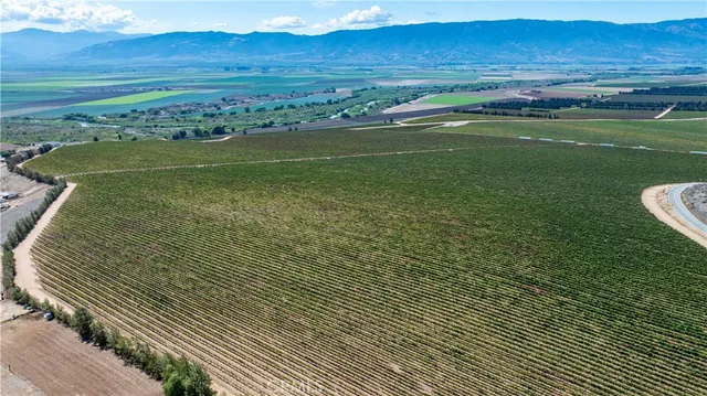 $6,300,000 | 35095 Metz Road, Soledad, CA 93960