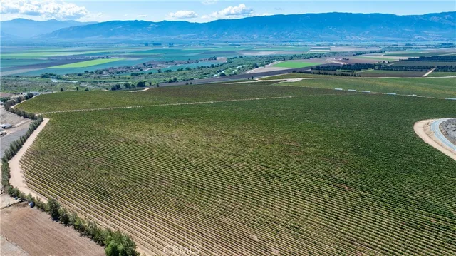 $6,300,000 | 35095 Metz Road, Soledad, CA 93960