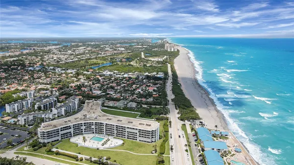 $5,000 | 1300 Florida A1A, Unit 402, Jupiter, FL 33477