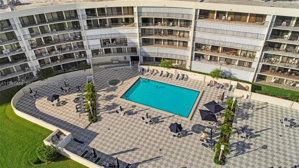 $5,000 | 1300 Florida A1A, Unit 402, Jupiter, FL 33477