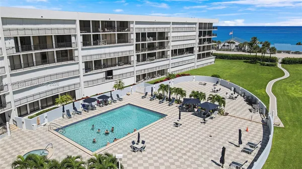 $5,000 | 1300 Florida A1A, Unit 402, Jupiter, FL 33477