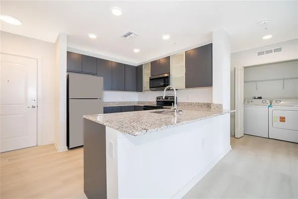 $2,000 | 5579 Millennia Park Drive, Unit 521, Orlando, FL 32839