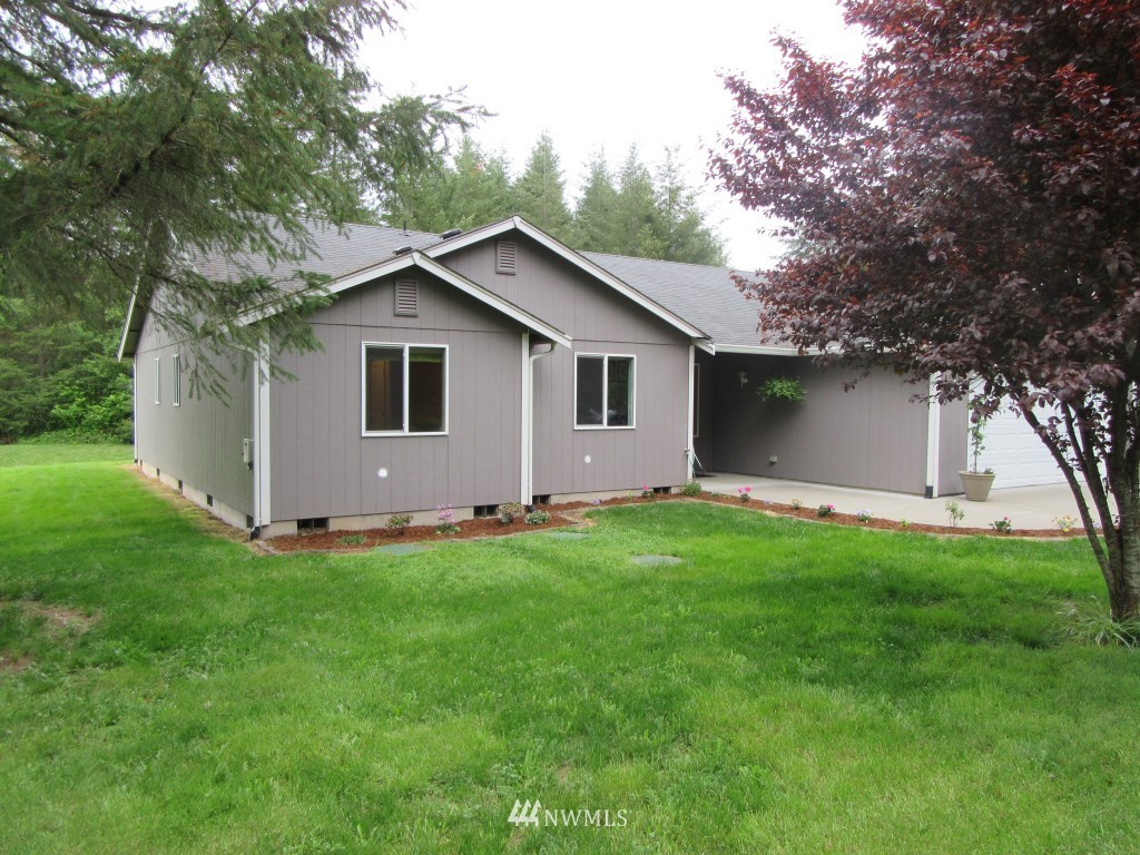 103 Moonlit Lane Winlock, WA 98596 - Photo 2 of 21